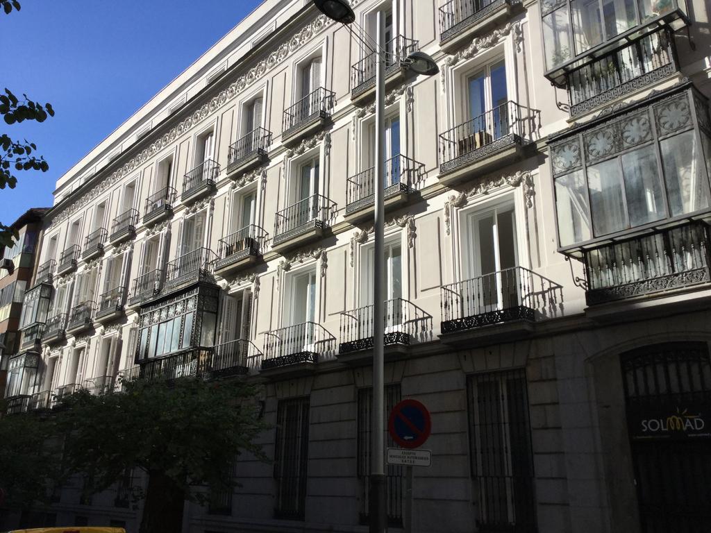 Opera By Forever Rentals Madrid Ngoại thất bức ảnh